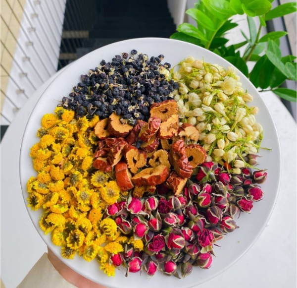 Trà dưỡng nhan quý phi 5 vị