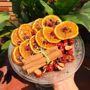 Trà cam, quế, hoa hồng, táo đỏ